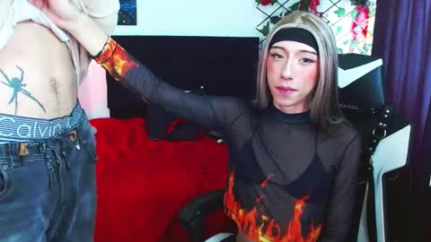 kitty_vaal online show from October 7, 7:11 pm