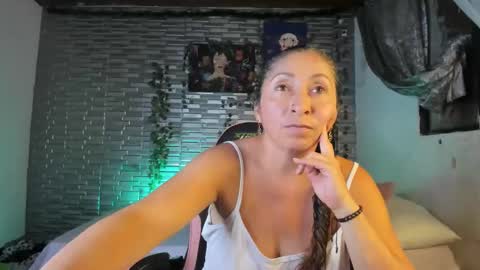 violet online show from October 21, 3:29 am