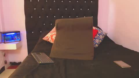 paola online show from December 1, 4:29 pm