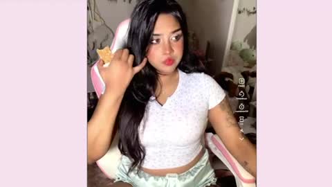 kittybun7 online show from July 24, 1:47 am