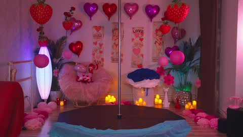 Snapshot of kittycaitlin chatting on February 14, 8:16 pm Katya online show from February 14, 8:16 pm