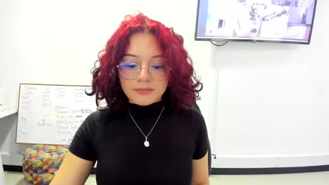 Snapshot of kittycute_cg chatting on January 15, 8:37 pm Jenn online show from January 15, 8:37 pm