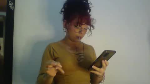 Snapshot of kittycute_cg chatting on January 23, 12:04 am Jenn online show from January 23, 12:04 am