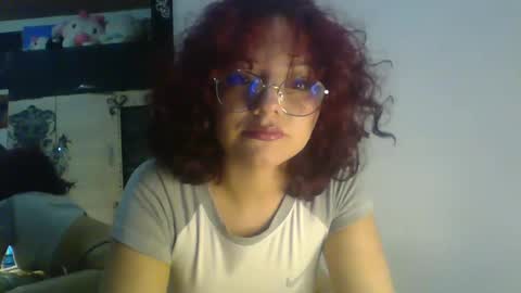 Snapshot of kittycute_cg chatting on February 9, 7:49 am Jenn online show from February 9, 7:49 am