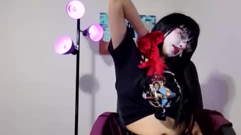 Snapshot of kittydomx6 chatting on February 2, 5:39 am Kittycl0wn online show from February 2, 5:39 am