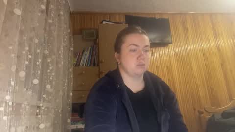 Eliz online show from November 17, 4:13 pm