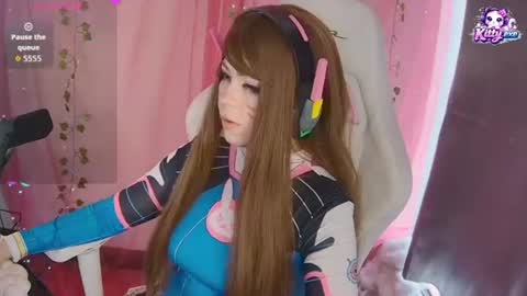 Snapshot of kittyexe1 chatting on June 14, 8:00 pm kittyexe1 online show from June 14, 8:00 pm