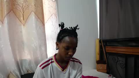 Snapshot of kittyfay_ chatting on April 27, 12:14 pm Fay online show from April 27, 12:14 pm