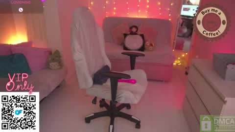 Snapshot of kittygrey chatting on May 26, 2:35 pm Samantha Grey online show from May 26, 2:35 pm