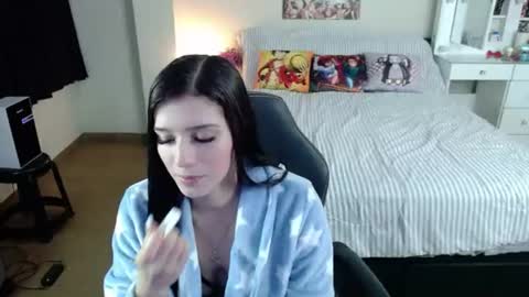 Isabel online show from July 11, 2:47 am