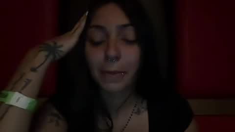 Snapshot of kittykatxoxx chatting on June 20, 4:43 pm kittykatxoxx online show from June 20, 4:43 pm