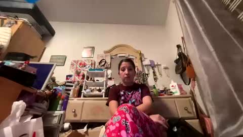 kittyluvx online show from October 6, 2:31 am