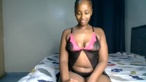 Kittypettite online show from July 18, 5:39 pm