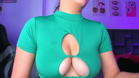 kitty online show from April 22, 6:53 pm