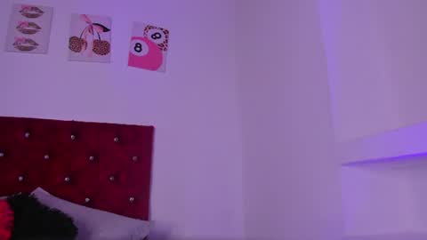 kitty online show from June 28, 6:03 pm