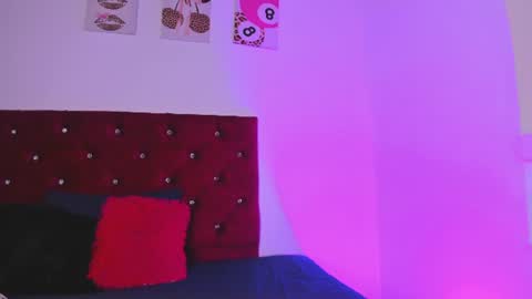 kitty online show from July 15, 5:51 pm