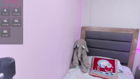  K I T T  Y  online show from December 23, 6:27 pm