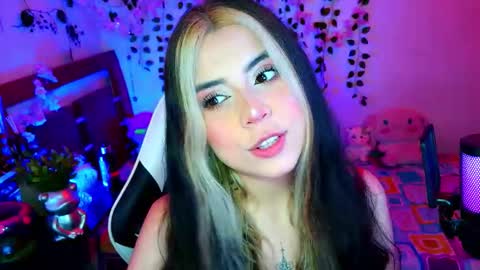 Kittyuwu  online show from February 22, 6:17 pm