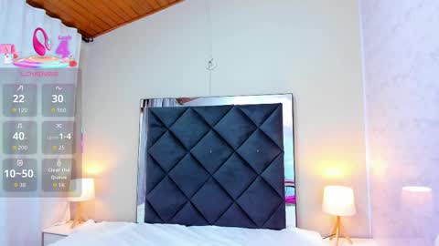 Snapshot of kittyy_babee chatting on October 27, 11:25 am kitty online show from October 27, 11:25 am