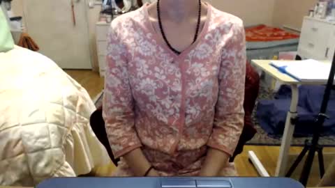 KiuminBerry online show from November 1, 12:18 pm