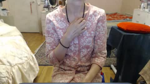 KiuminBerry online show from January 15, 7:13 am