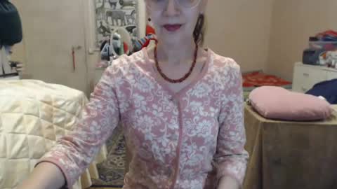 KiuminBerry online show from June 19, 1:48 pm