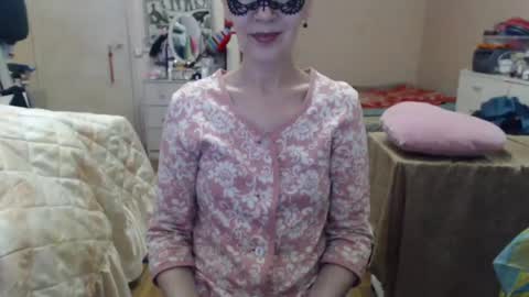 KiuminBerry online show from June 25, 12:09 pm
