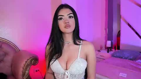 Snapshot of kiwi_lov23 chatting on November 18, 11:58 am Kiwi online show from November 18, 11:58 am