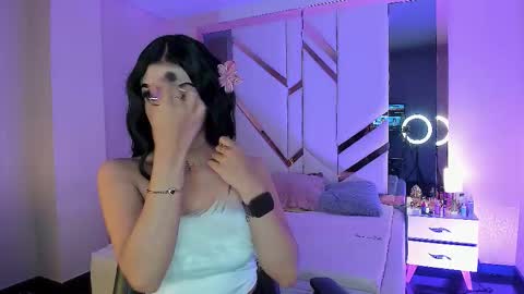 Snapshot of kiwi_lov23 chatting on November 28, 10:29 am Kiwi online show from November 28, 10:29 am