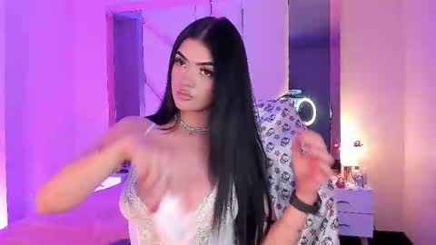 Snapshot of kiwi_lov23 chatting on November 29, 8:23 pm Kiwi online show from November 29, 8:23 pm