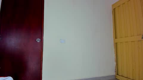 kiwi_mmm online show from September 23, 10:35 pm