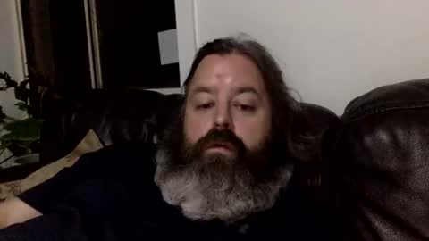 Snapshot of kiwiabroad2620 chatting on November 25, 2:28 pm Kiwiabroad online show from November 25, 2:28 pm