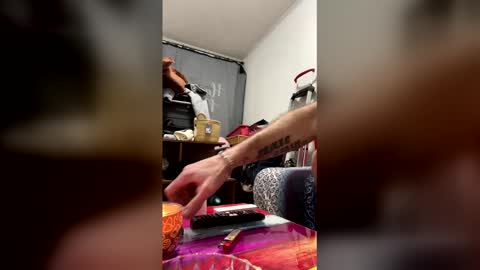 Snapshot of kjazmati31 chatting on February 28, 1:17 am kjazmati31 online show from February 28, 1:17 am