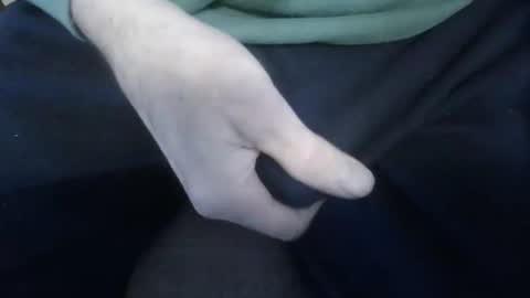 Snapshot of kjr2897 chatting on January 17, 3:32 pm kjr2897 online show from January 17, 3:32 pm