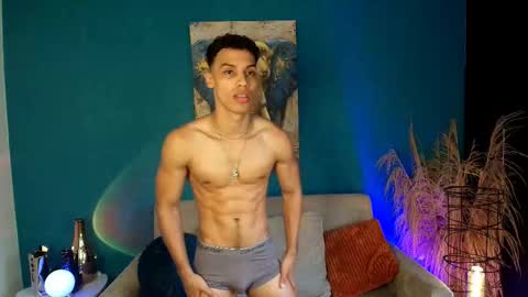 klaton__ online show from October 12, 9:47 pm