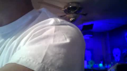 MrKleeen online show from October 2, 6:42 am