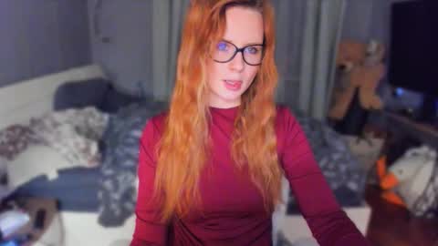 Snapshot of klementinagirl chatting on November 27, 8:55 pm Klementinafanslyklementina6661 online show from November 27, 8:55 pm