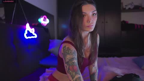 Alice online show from September 20, 11:11 am