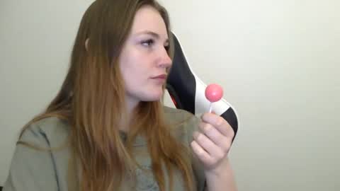 Snapshot of kleokills chatting on December 18, 6:46 pm kleokills online show from December 18, 6:46 pm