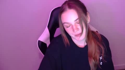 Snapshot of kleokills chatting on February 4, 12:08 am kleokills online show from February 4, 12:08 am