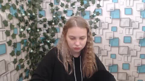 klerkarina online show from January 11, 5:41 am