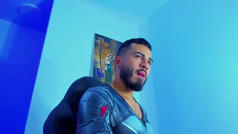 Snapshot of klinsmannwalton chatting on October 9, 11:08 am klinsmannwalton online show from October 9, 11:08 am