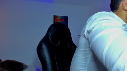 Snapshot of klinsmannwalton chatting on October 23, 12:15 pm klinsmannwalton online show from October 23, 12:15 pm