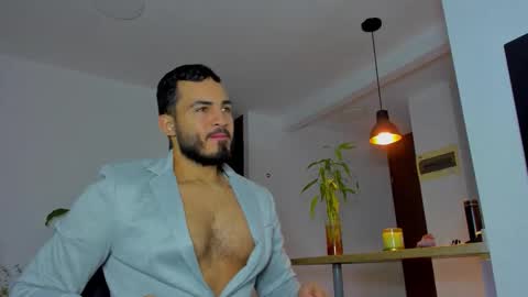 Snapshot of klinsmannwalton chatting on November 4, 11:31 am klinsmannwalton online show from November 4, 11:31 am