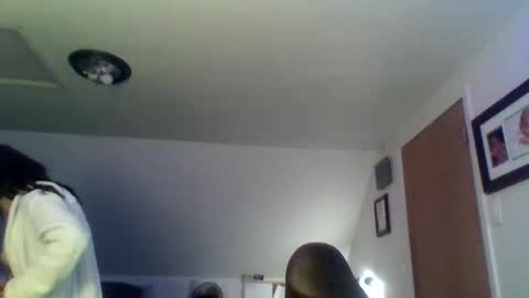 Snapshot of klitzgirl6969 chatting on December 13, 1:33 pm Sexy Lil Native88 online show from December 13, 1:33 pm