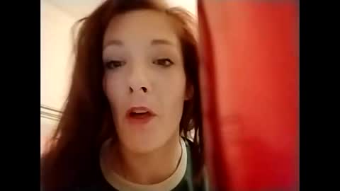 Snapshot of klitzgirl6969 chatting on September 17, 1:51 am Sexy Lil Native88 online show from September 17, 1:51 am