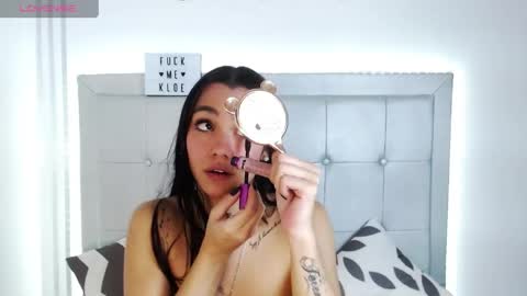 kloe__watson online show from April 29, 11:55 pm