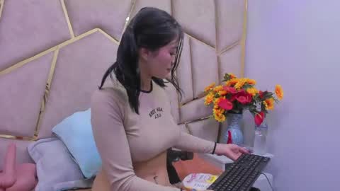 kloe online show from March 28, 5:40 am