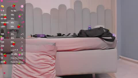 Kloe  Valkova online show from March 8, 10:56 pm