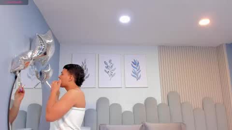 Kloe  Valkova online show from March 9, 11:25 am